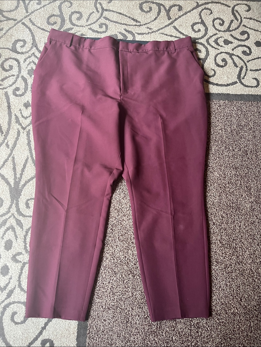 Nine West Women's Skinny Dress Pants in Burgundy